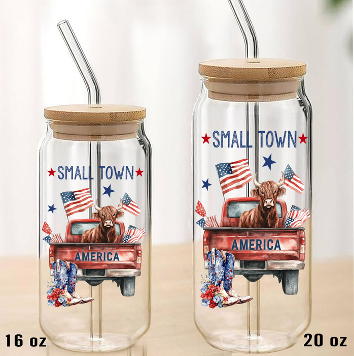 Small Town American Patriotic Cow Can Glass with Lid Straw