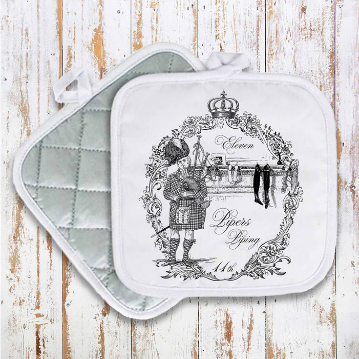 Eleven Pipers Piping Christmas, Pot Holder Oven Mitts