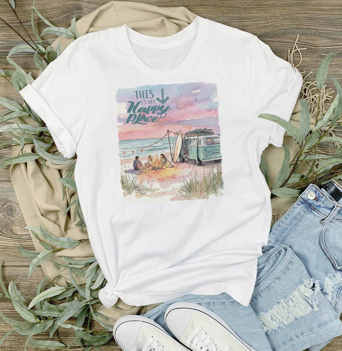 Camping on the Beach happy place T-Shirt