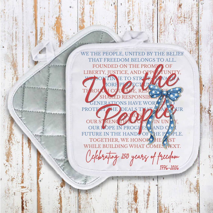 Patriotic We the People Bow 250 America Pot Holder