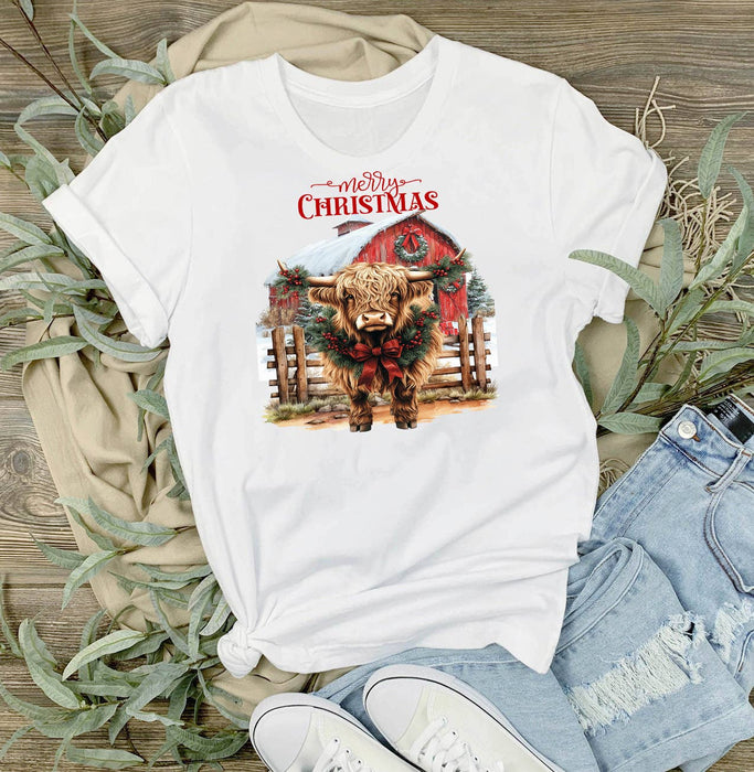 Christmas Highland Cow Barn Western T-Shirt