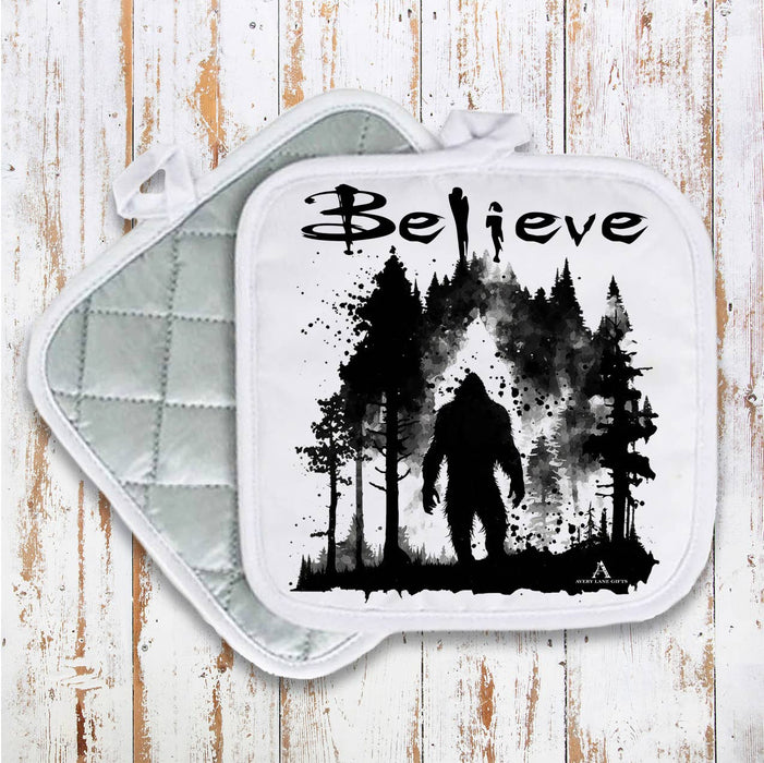 Believe Sasquatch Big Foot Black White Pot Holder Oven Mitt