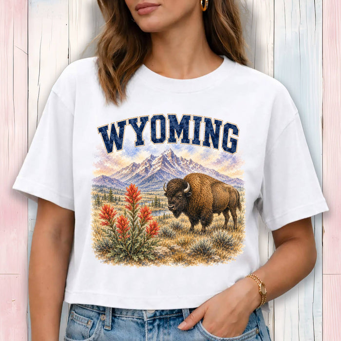 Wyoming State Bird and Animal Cropped T-Shirt