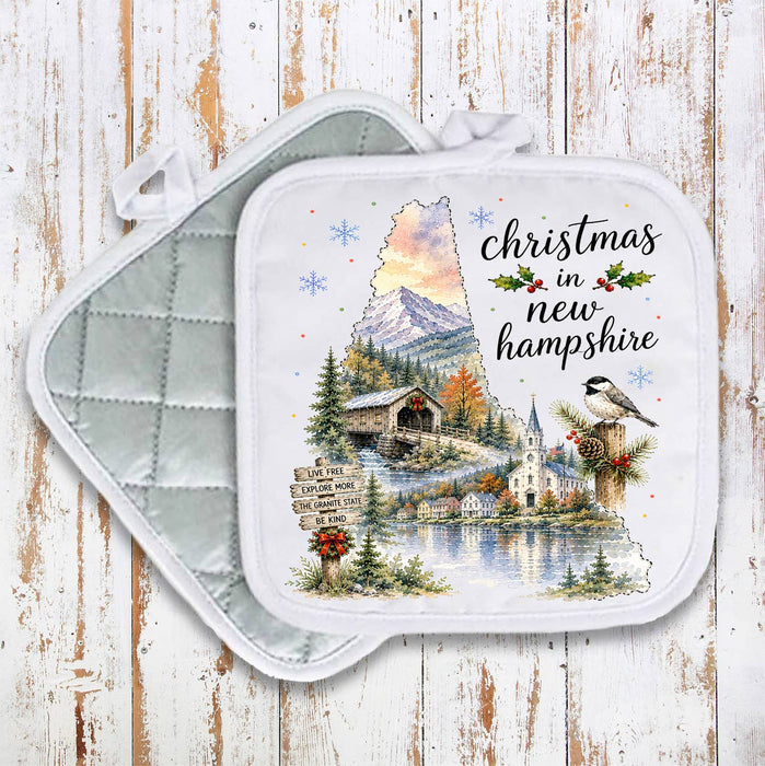 Christmas in New Hampshire State Map Pot Holder