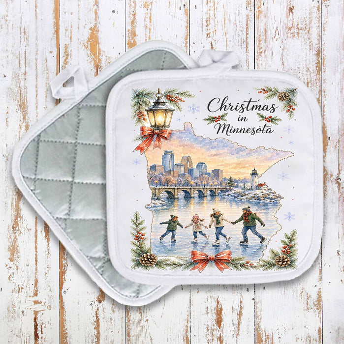 Christmas in Minnesota State Map Pot Holder